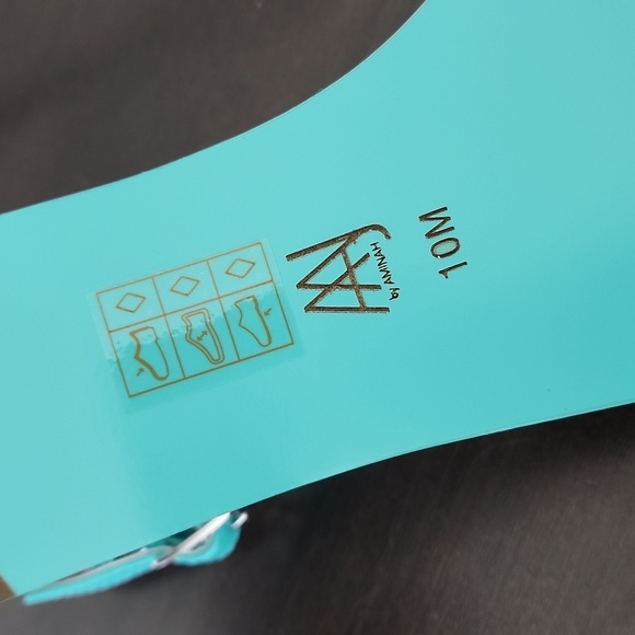 NEW AAJ By Aminah Womens Viktoria Embellished Flate Teal 10 Ankle strap Sandals - Picture 4 of 8